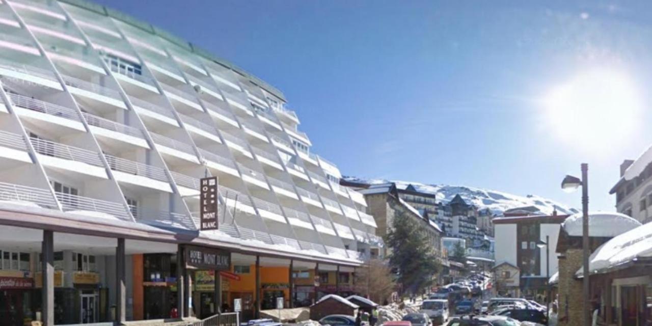 סיירה נבדה Precioso Apartamento En La Plaza מראה חיצוני תמונה